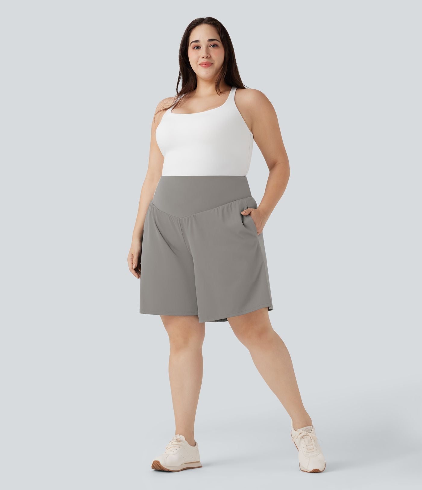 Bermuda de yoga grande taille SoftlyZero™ Airy taille haute effet frais InstantCool avec poches